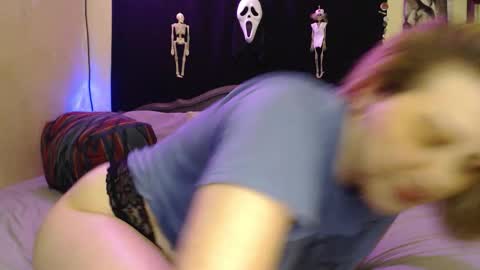 Mallory Koxx online show from 10.10.25