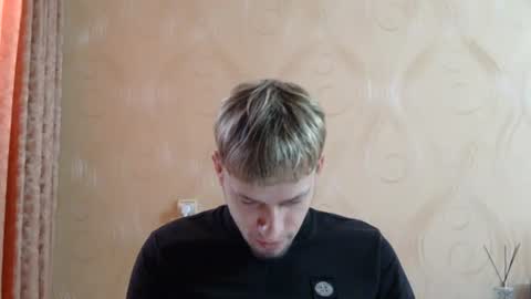 frame_tamer888 online show from 06.14.26