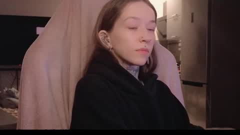 Snapshot of fran_bow chatting on 02.03.26 fran_bow online show from 02.03.26