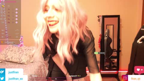 Snapshot of fran_qt chatting on 01.17.25 Fran online show from 01.17.25