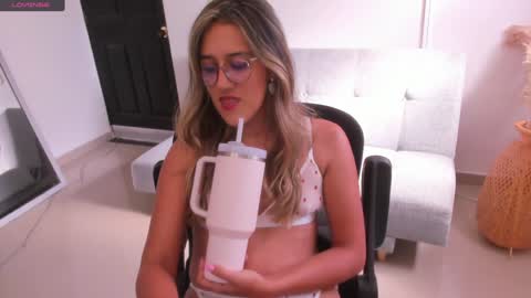 Francesca online show from 01.18.25