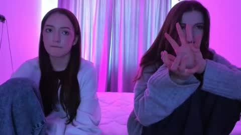 Snapshot of francessmason chatting on 02.04.26 Marybrown eye Katy gray eye online show from 02.04.26