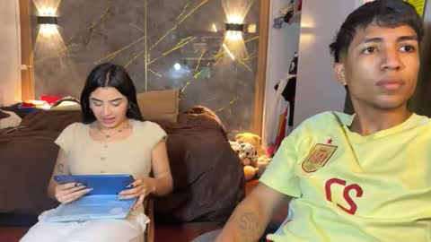 Snapshot of francheska_baby chatting on 10.22.25 Dynamic roles online show from 10.22.25