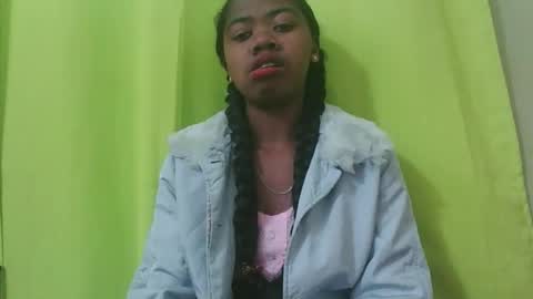 Snapshot of francinealdy chatting on 09.24.25 francinealdy online show from 09.24.25