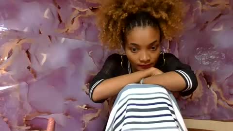Snapshot of francinoli chatting on 06.20.26 Francinoli online show from 06.20.26