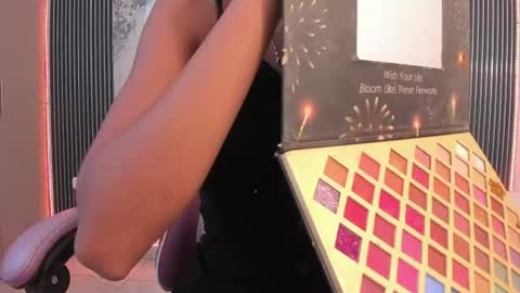 Laura online show from 07.07.26