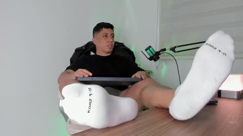 Snapshot of francodelacruz chatting on 01.20.25 Francum online show from 01.20.25