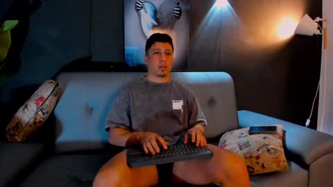 Snapshot of francodelacruz chatting on 01.24.25 Francum online show from 01.24.25