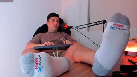 Snapshot of francodelacruz chatting on 03.12.25 Francum online show from 03.12.25