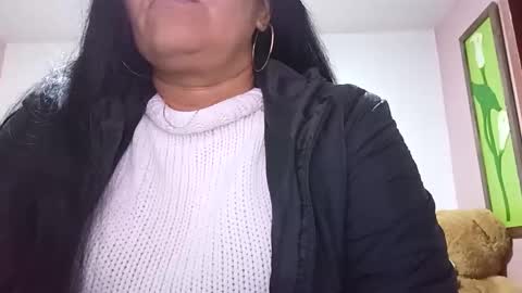 Snapshot of francy_froz chatting on 10.15.25 francy froz online show from 10.15.25