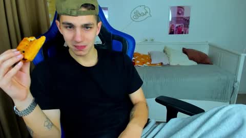 Frank online show from 10.28.25