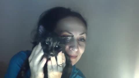 frankieteasing online show from 11.20.25