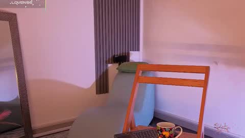 Fransheska online show from 02.12.26