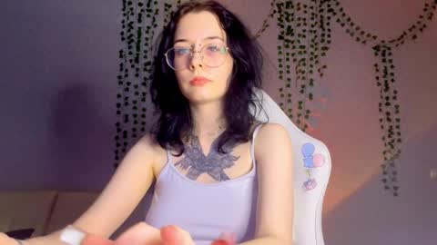 mistress Bastet and  mintcola online show from 03.10.25