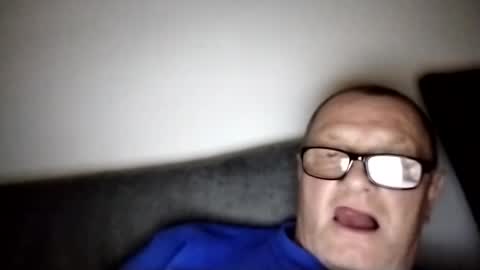 Wolfi online show from 03.01.25