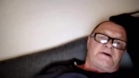 Wolfi online show from 03.03.25