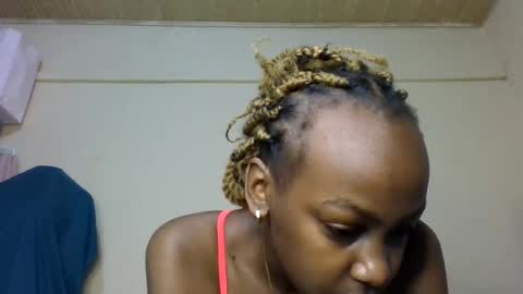 freaky_beauty online show from 07.23.26
