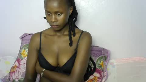 freaky_delliah online show from 02.21.25
