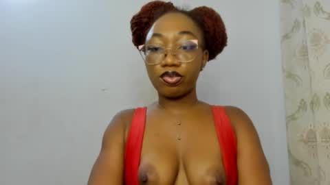 Snapshot of freaky_ebonygirl chatting on 09.18.25 Freaky ebonygirl online show from 09.18.25