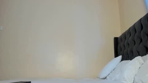 Snapshot of freaky_maria chatting on 12.04.24 Maria online show from 12.04.24