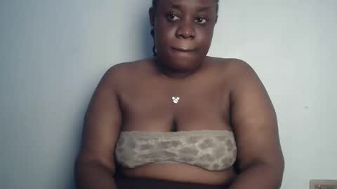 freaky slut5 online show from 10.21.25