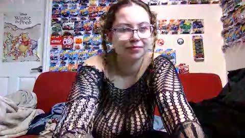 FreakyDreama online show from 04.13.26