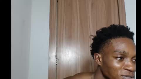 freakyslut30 online show from 02.14.25