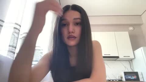 Mia online show from 06.16.26