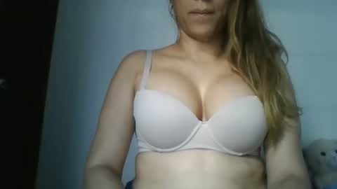 Snapshot of freddymar0109 chatting on 01.17.26 freddymar0109 online show from 01.17.26