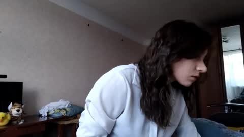 Mia online show from 10.07.25