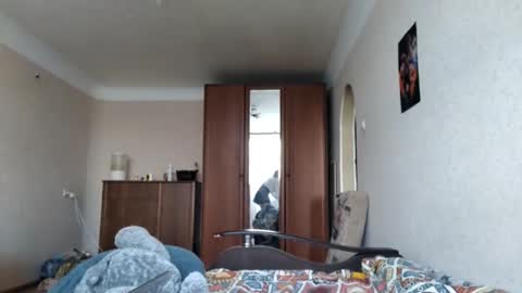 Mia online show from 10.08.25