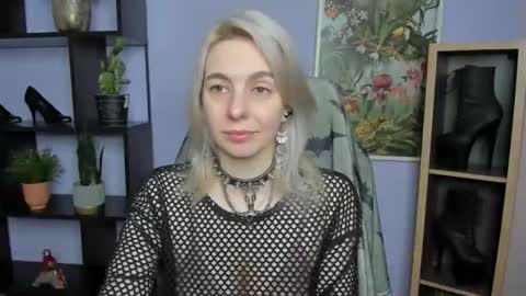 Snapshot of freeanne chatting on 06.02.26 Anne online show from 06.02.26