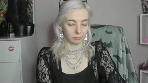 Snapshot of freeanne chatting on 07.07.26 Anne online show from 07.07.26