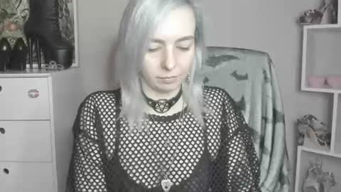 Snapshot of freeanne chatting on 07.23.26 Anne online show from 07.23.26