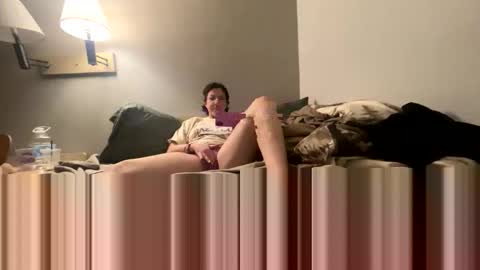 Snapshot of freethebirdclouds chatting on 03.04.26 freethebirdclouds online show from 03.04.26