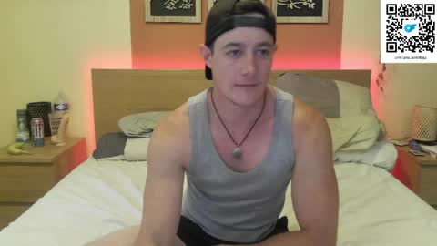 French Horny Bibs online show from 05.16.26