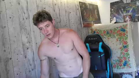 French Horny Bibs online show from 07.11.26