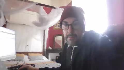 frenchpapalover online show from 02.18.26