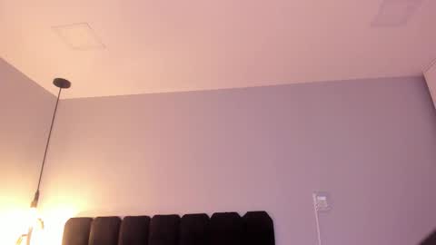 Snapshot of freya_blaze chatting on 12.21.25 freya_blaze online show from 12.21.25