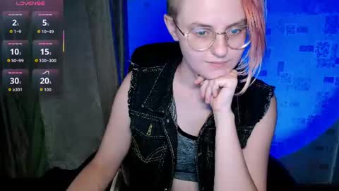 Snapshot of freya_kiss_ chatting on 07.27.26 Freya online show from 07.27.26
