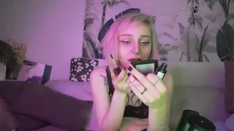 Snapshot of freyakatty chatting on 07.20.26 Freyakatty online show from 07.20.26