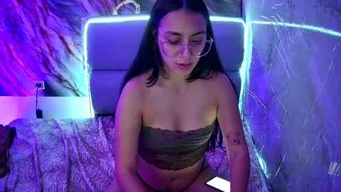 Snapshot of freyja_01 chatting on 02.01.25 Freyja online show from 02.01.25