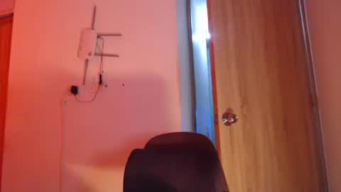 FREYJA LOREN online show from 02.02.25