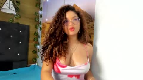 Snapshot of frezzita_ chatting on 09.14.25 Frezzita online show from 09.14.25