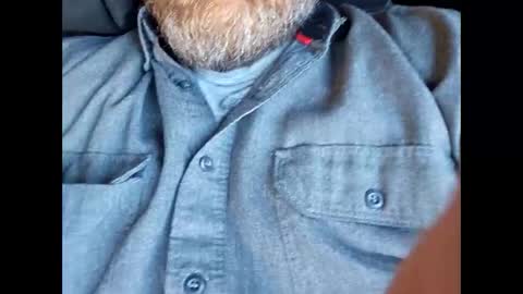 Snapshot of frickish chatting on 11.04.25 Frickish online show from 11.04.25