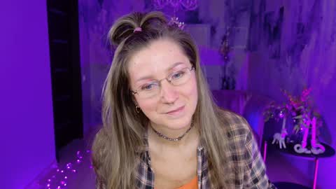 Frida Tander online show from 01.02.25