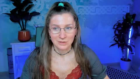 Frida Tander online show from 01.24.25