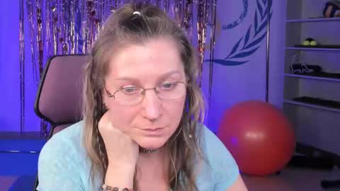 Frida Tander online show from 02.24.25