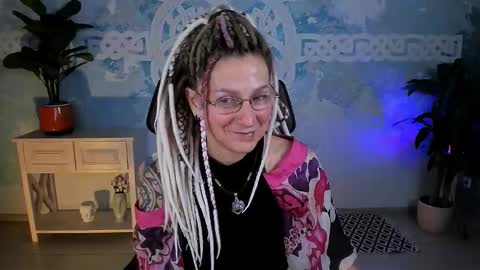 Frida Tander online show from 02.06.26