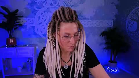 Frida Tander online show from 03.28.26